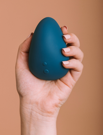 vibrator that fits in the palm of hand